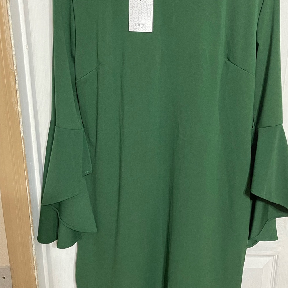 Beautiful Hunter Green Haute edition dress